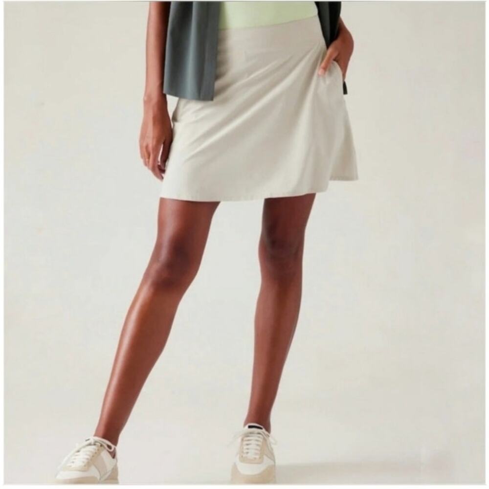 Athleta Brooklyn Skort Mid‎ Rise Beige Abalone Skirt Shorts Athleisure Size 20